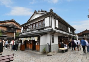 おかげ横丁 豚捨