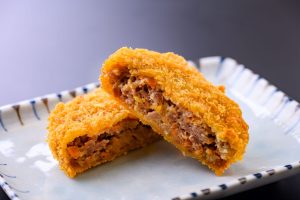 豚捨 おかげ横丁店・外宮前店のミンチカツ