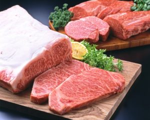黒毛和牛の霜降りサーロインとヒレ肉